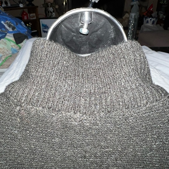 Vince Camuto Mock Neck Sweater Poncho - Picture 8 of 10